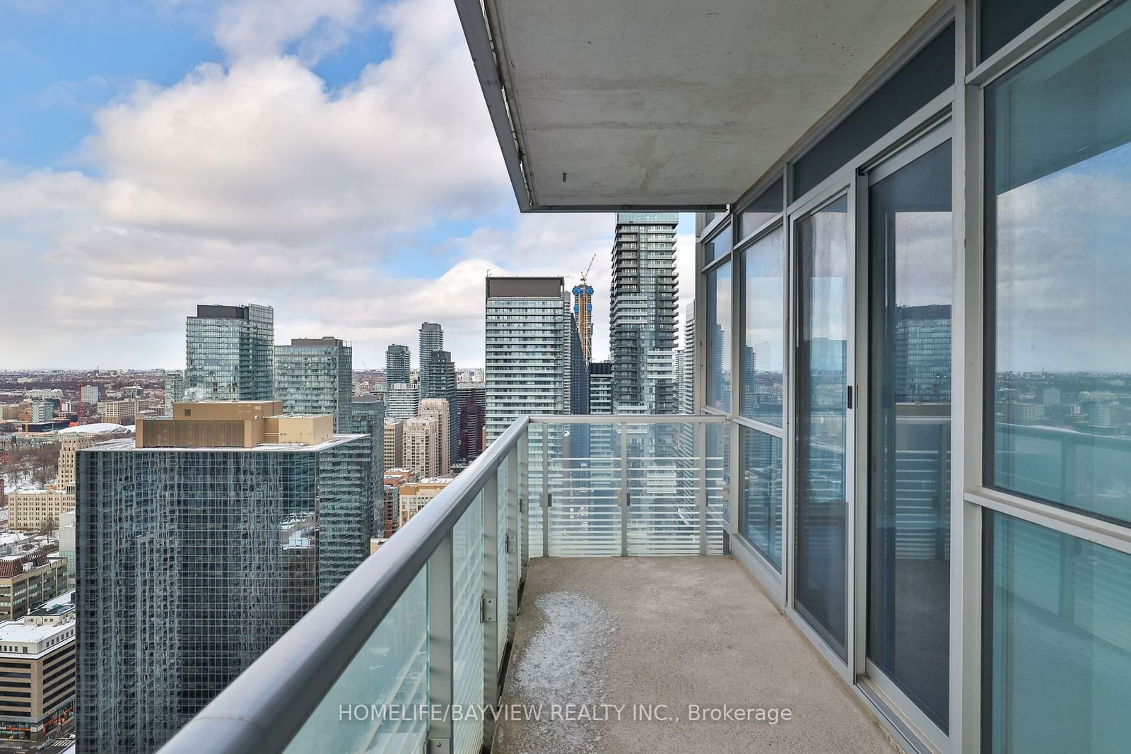 386 Yonge St, unit 4315 for rent