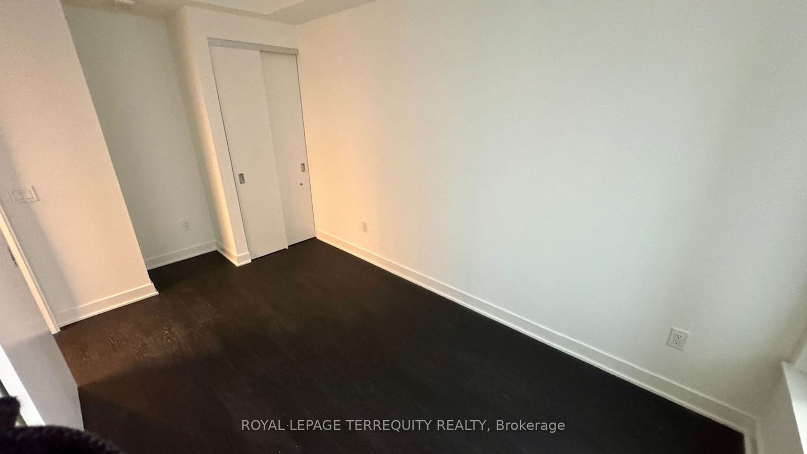 11 Yorkville Ave, unit 1406 for rent