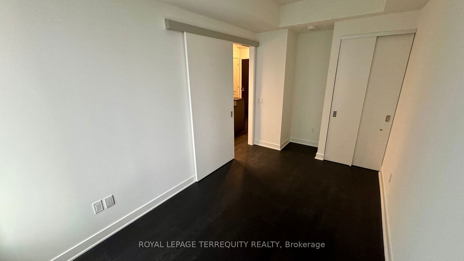 11 Yorkville Ave, unit 1406 for rent