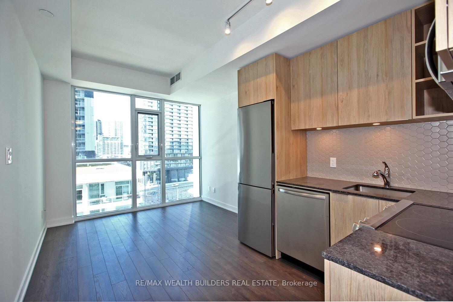 30 Ordnance St, unit 804 for rent