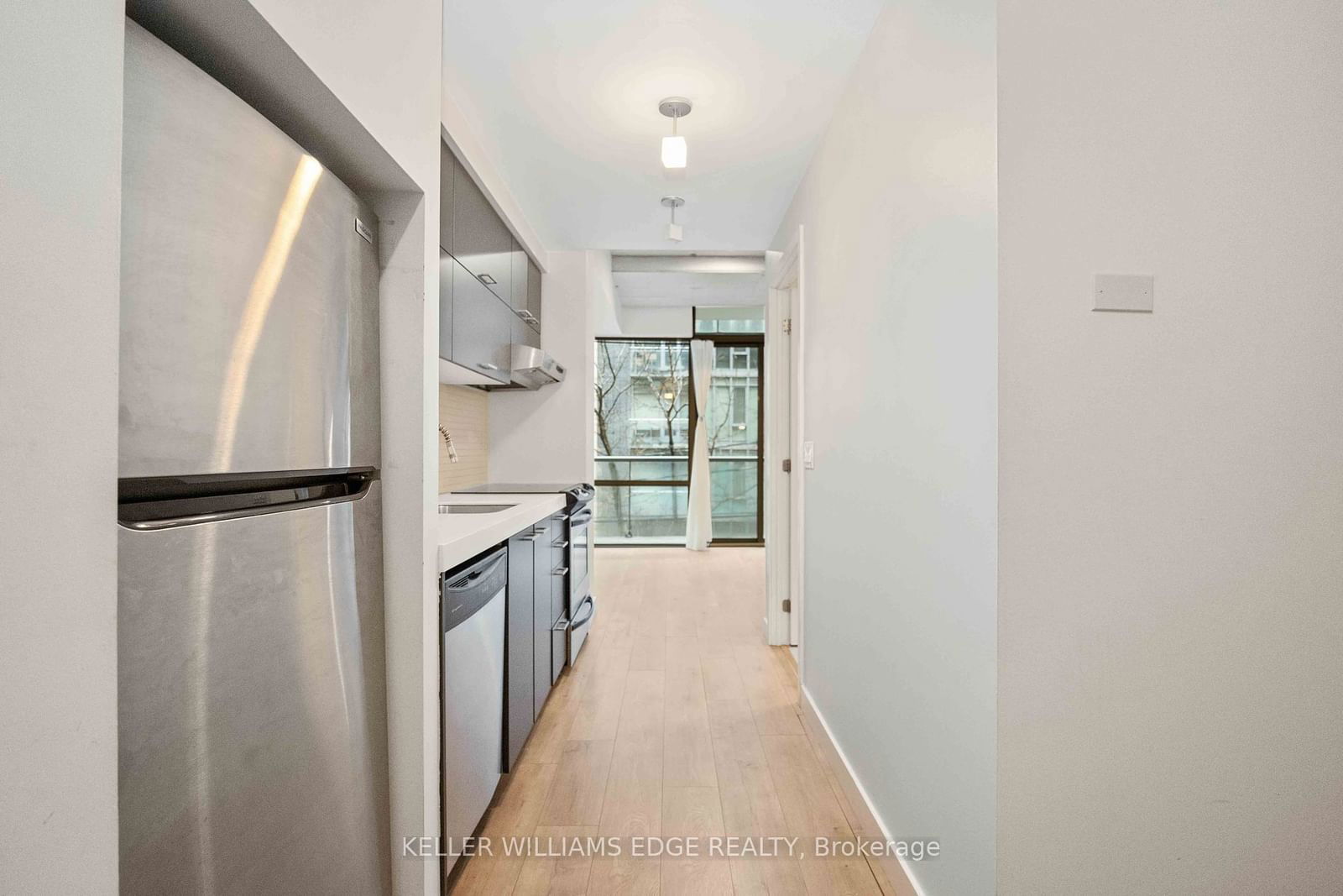 55 Stewart St, unit 312 for rent