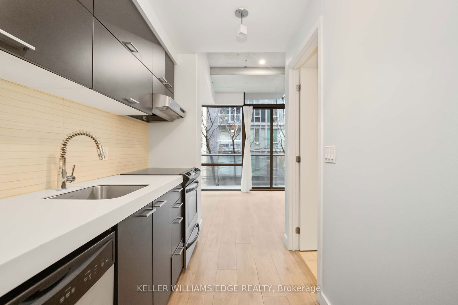 55 Stewart St, unit 312 for rent