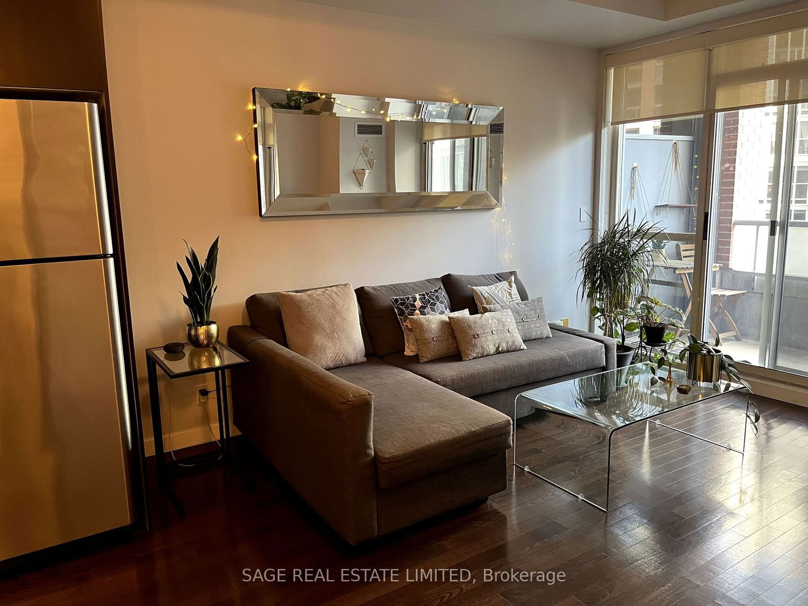 1 Shaw St, unit 305 for rent