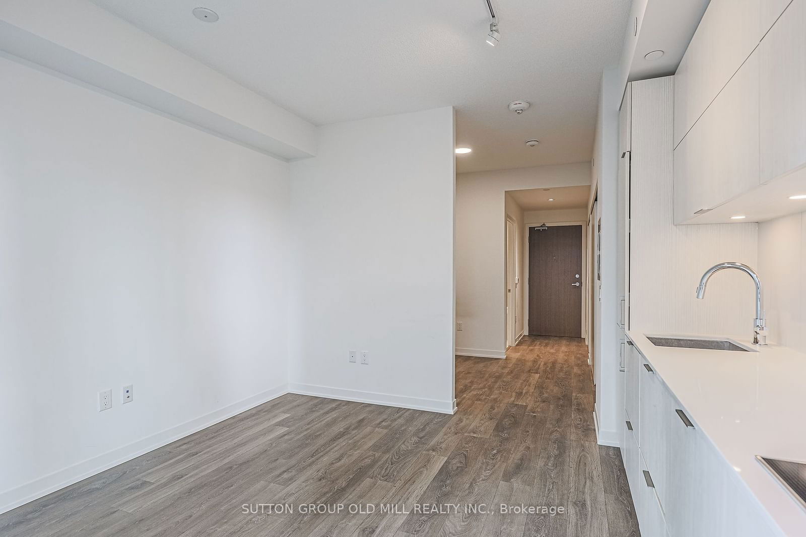 20 Richardson St, unit 1013 for rent