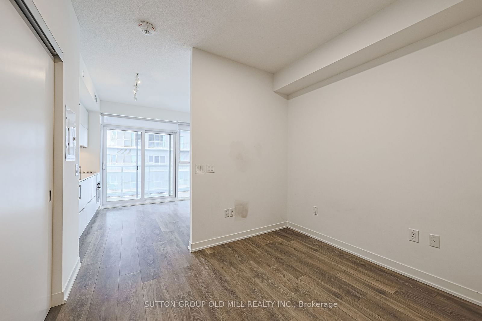 20 Richardson St, unit 1013 for rent