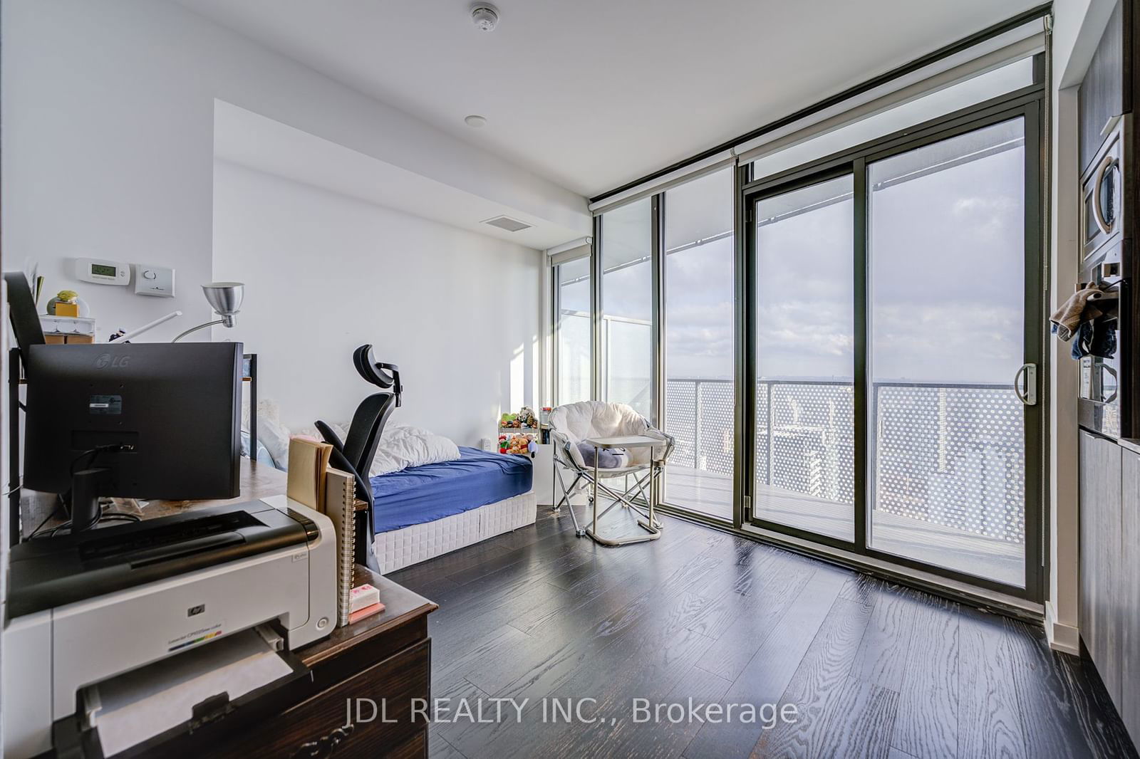 11 Wellesley St W, unit 4612 for sale