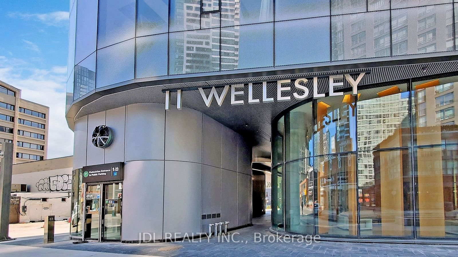 11 Wellesley St W, unit 4612 for sale