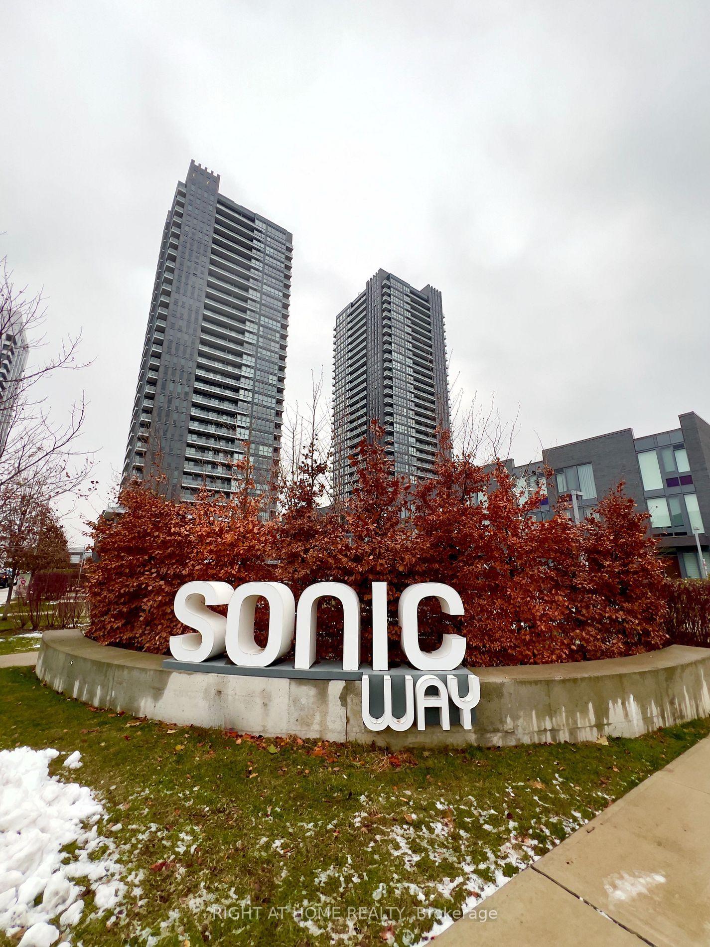 6 Sonic Way, unit 2210 for rent