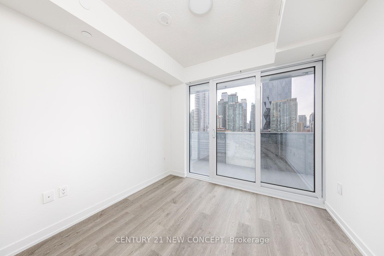 55 Cooper St, unit 1601 for sale