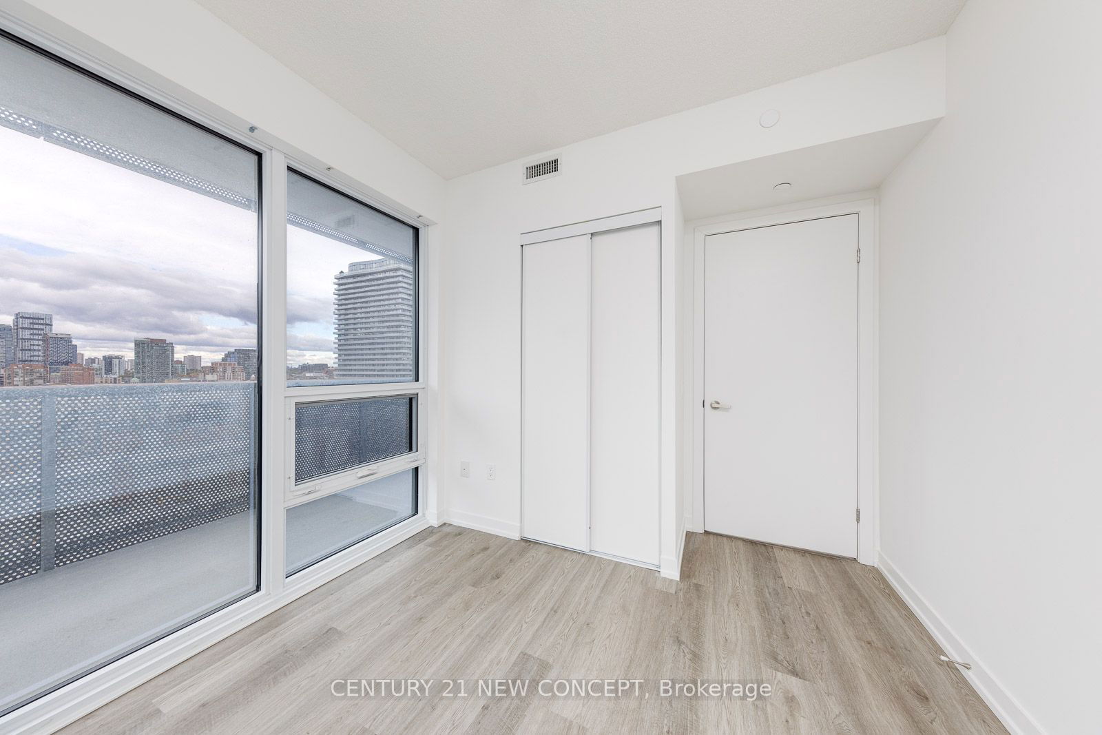 55 Cooper St, unit 1601 for sale