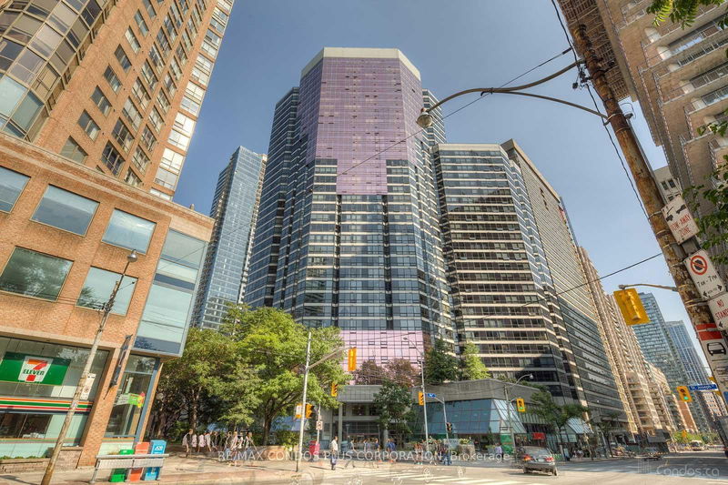 1001 Bay St, unit 1801 for rent