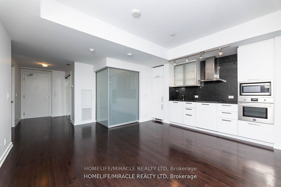 14 York, unit 2901 for rent