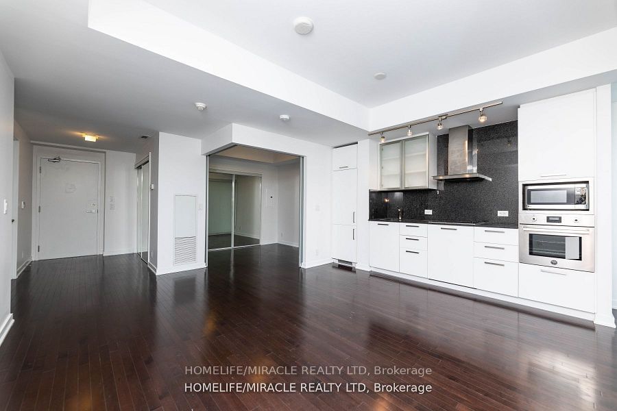 14 York, unit 2901 for rent