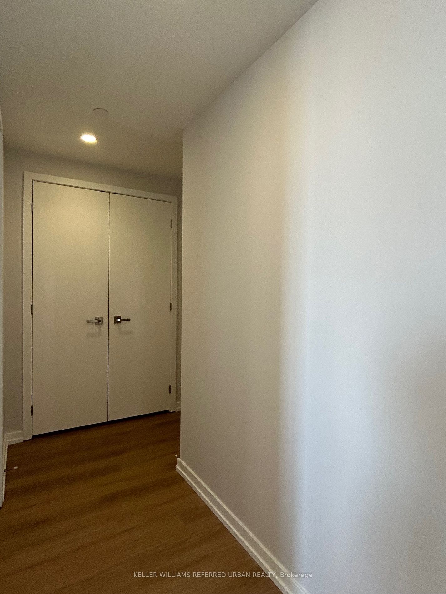 101 Peter St, unit 1609 for rent