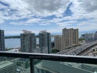 19 Grand Trunk Cres, unit 2901 for rent