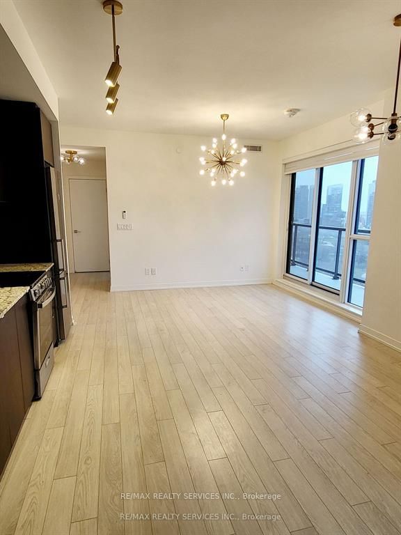 49 East Liberty St S, unit 1503 for rent