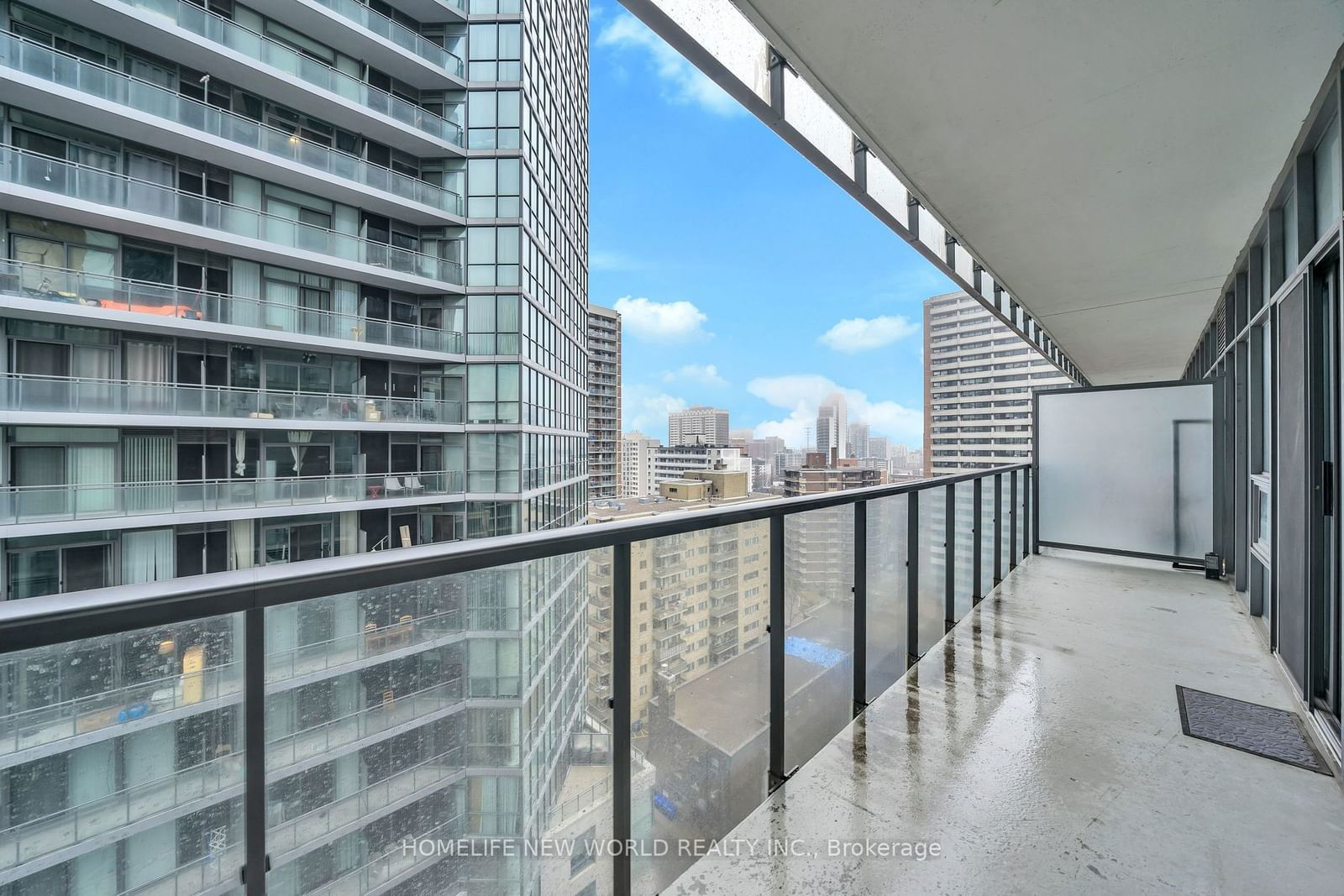 33 Charles St E, unit 1201 for rent