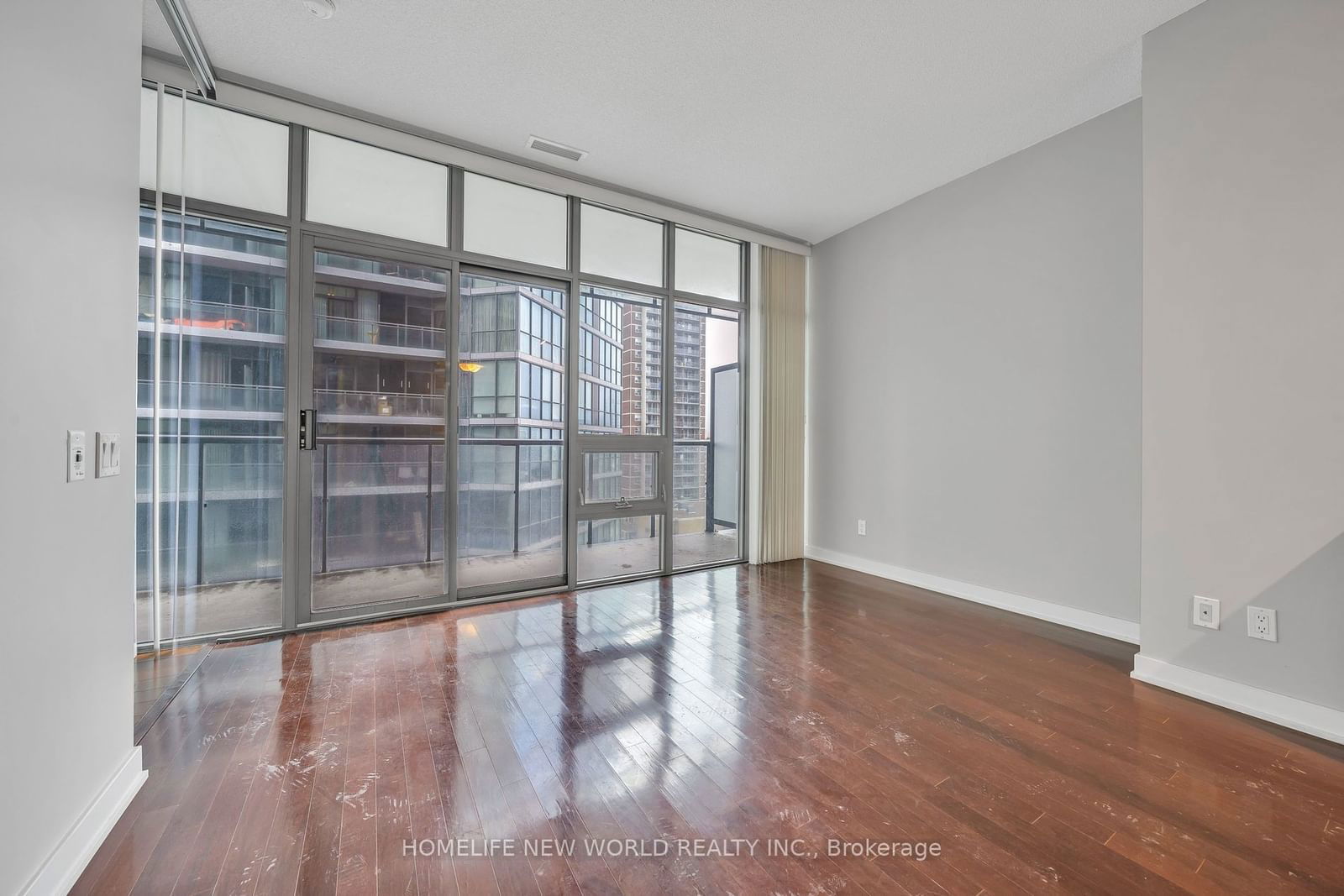 33 Charles St E, unit 1201 for rent