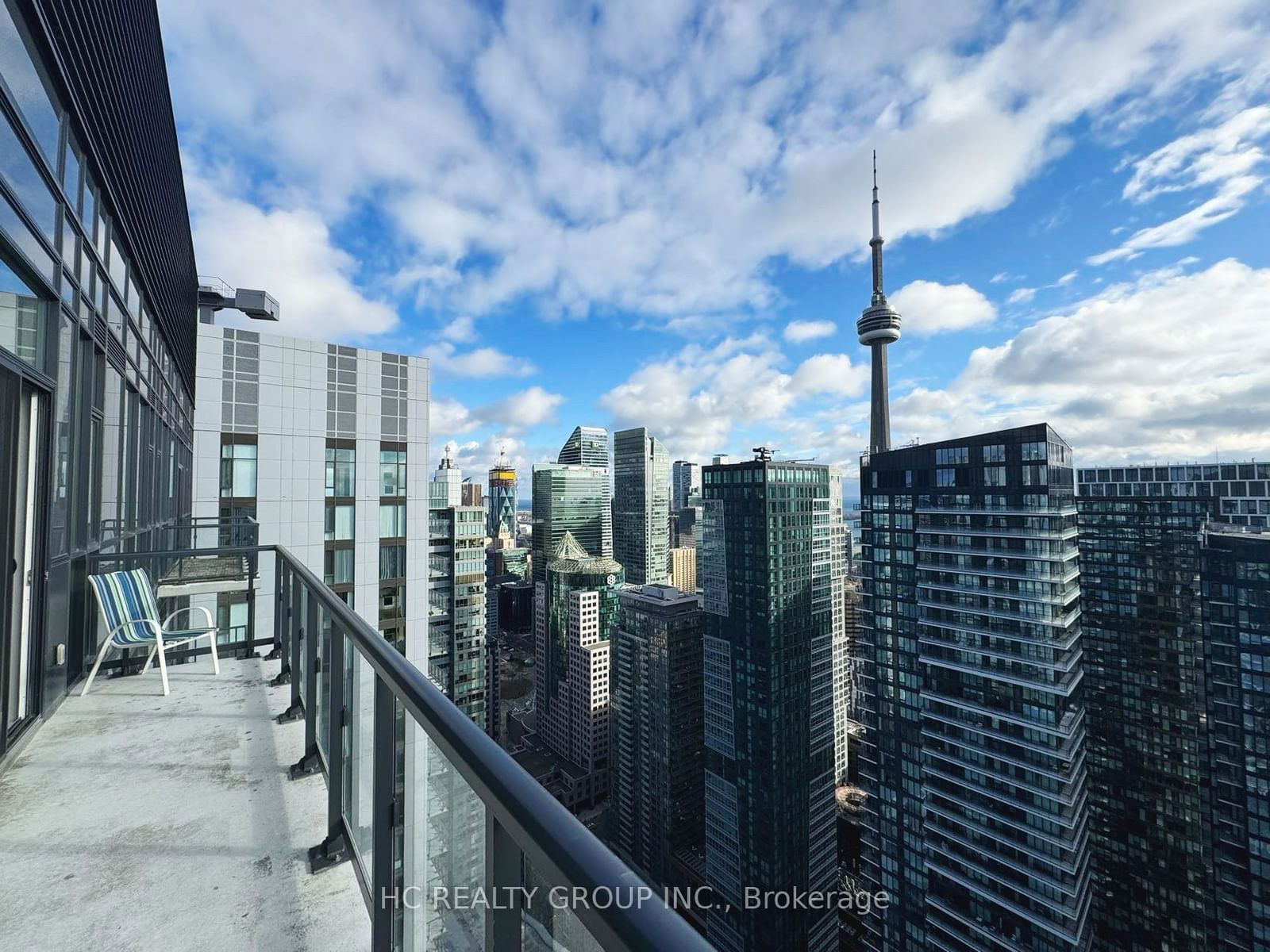 87 Peter St, unit PH112 for rent