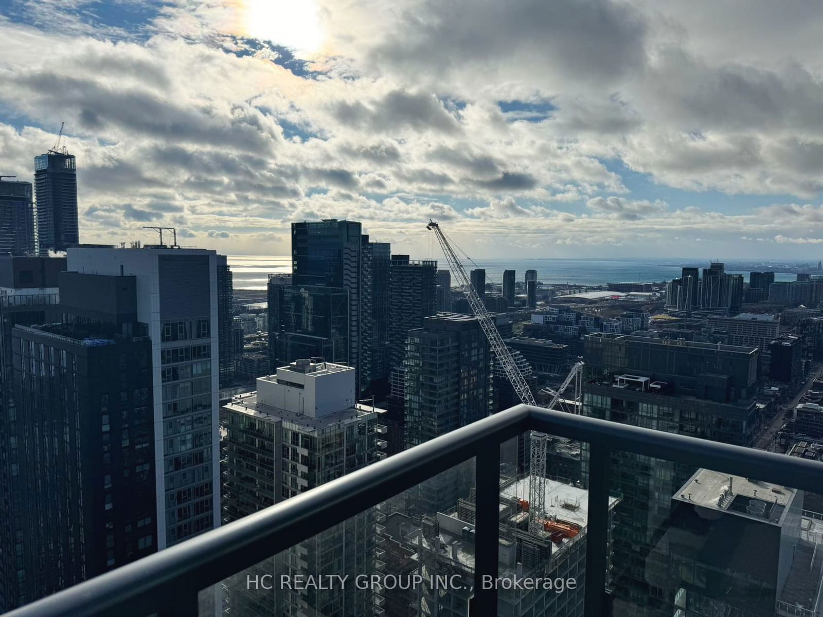 87 Peter St, unit PH112 for rent