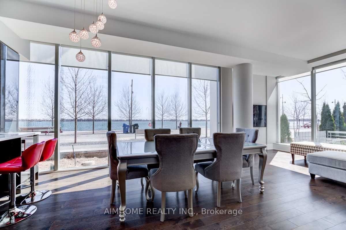 39 Queens Quay, unit Th 111 for sale