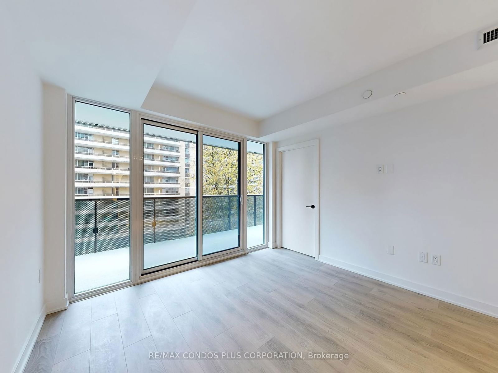 127 Broadway Ave, unit 505S for rent