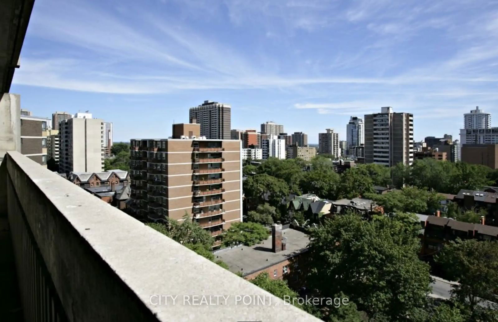 33 Isabella St, unit 504 for rent