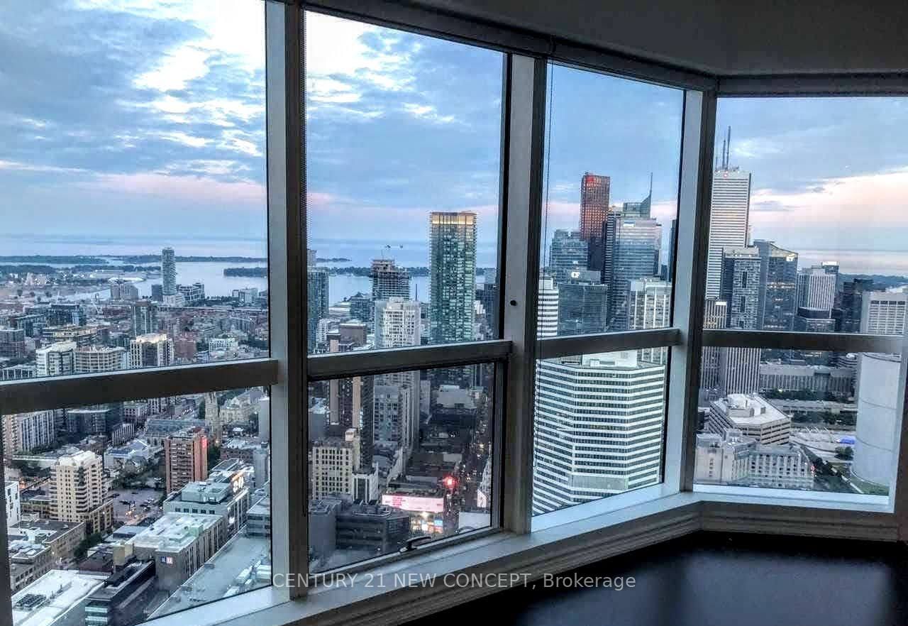 386 Yonge St, unit 5608 for rent