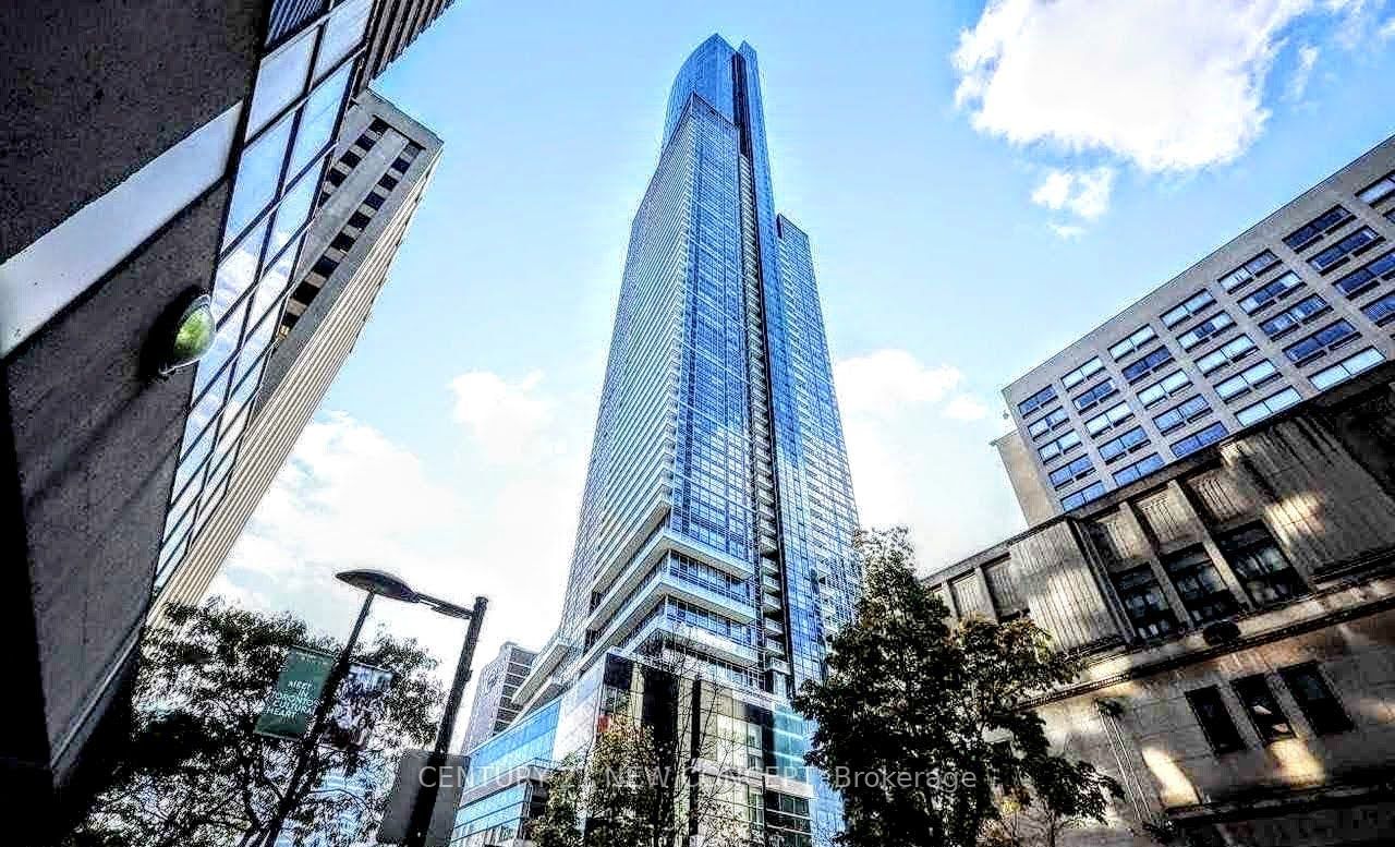 386 Yonge St, unit 5608 for rent