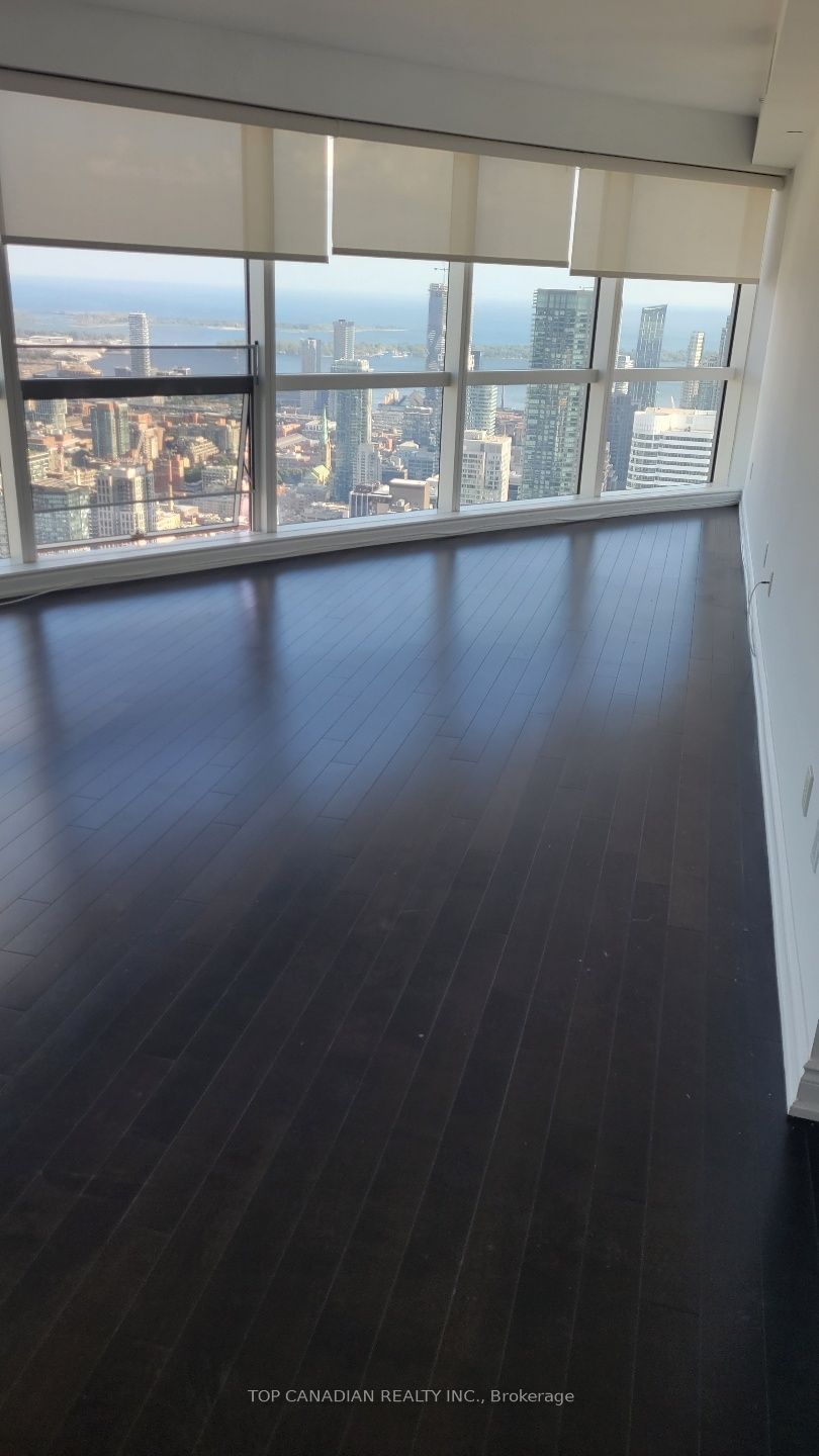 388 Yonge St, unit 6307 for rent