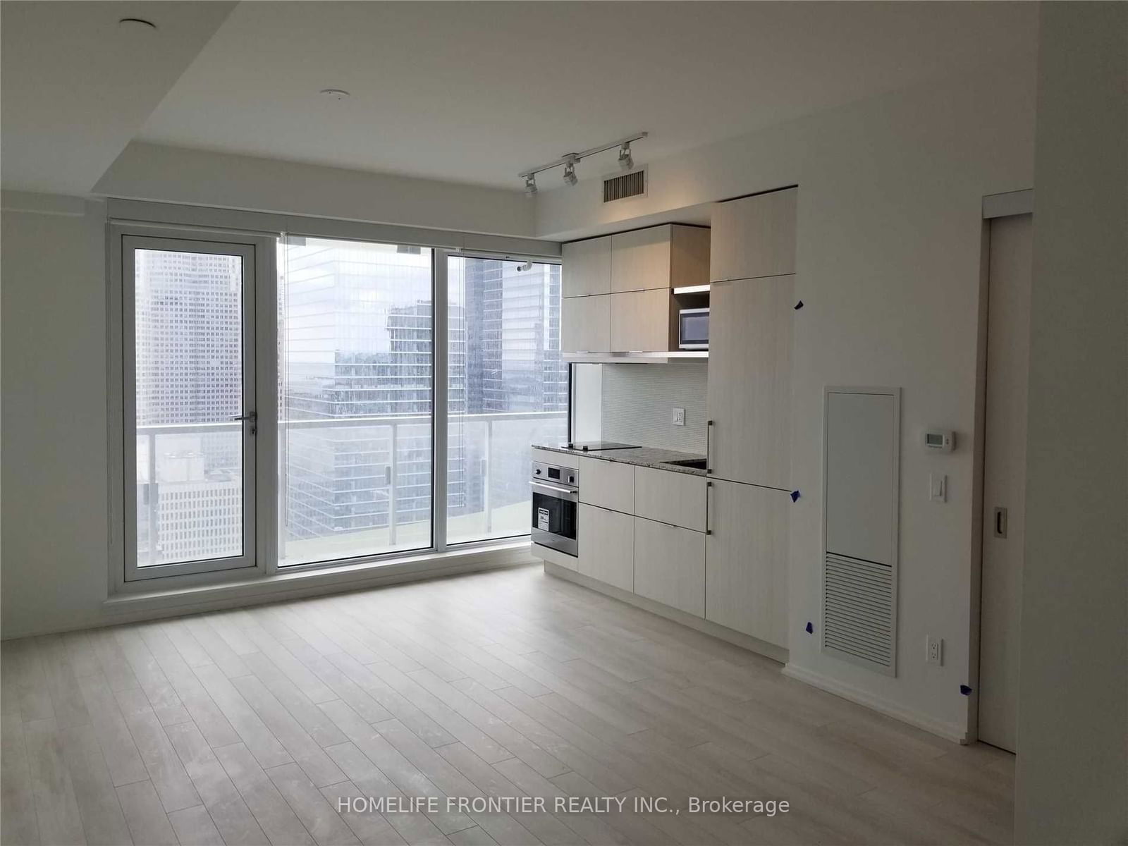 197 Yonge St, unit 3408 for rent