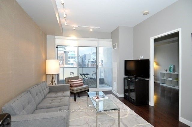 1005 King St W, unit 334 for rent