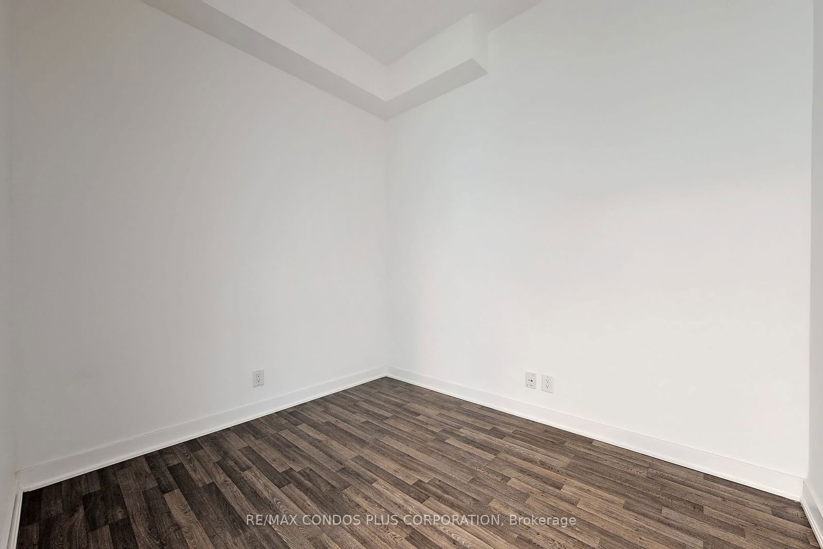 120 Parliament St, unit 2303 for rent