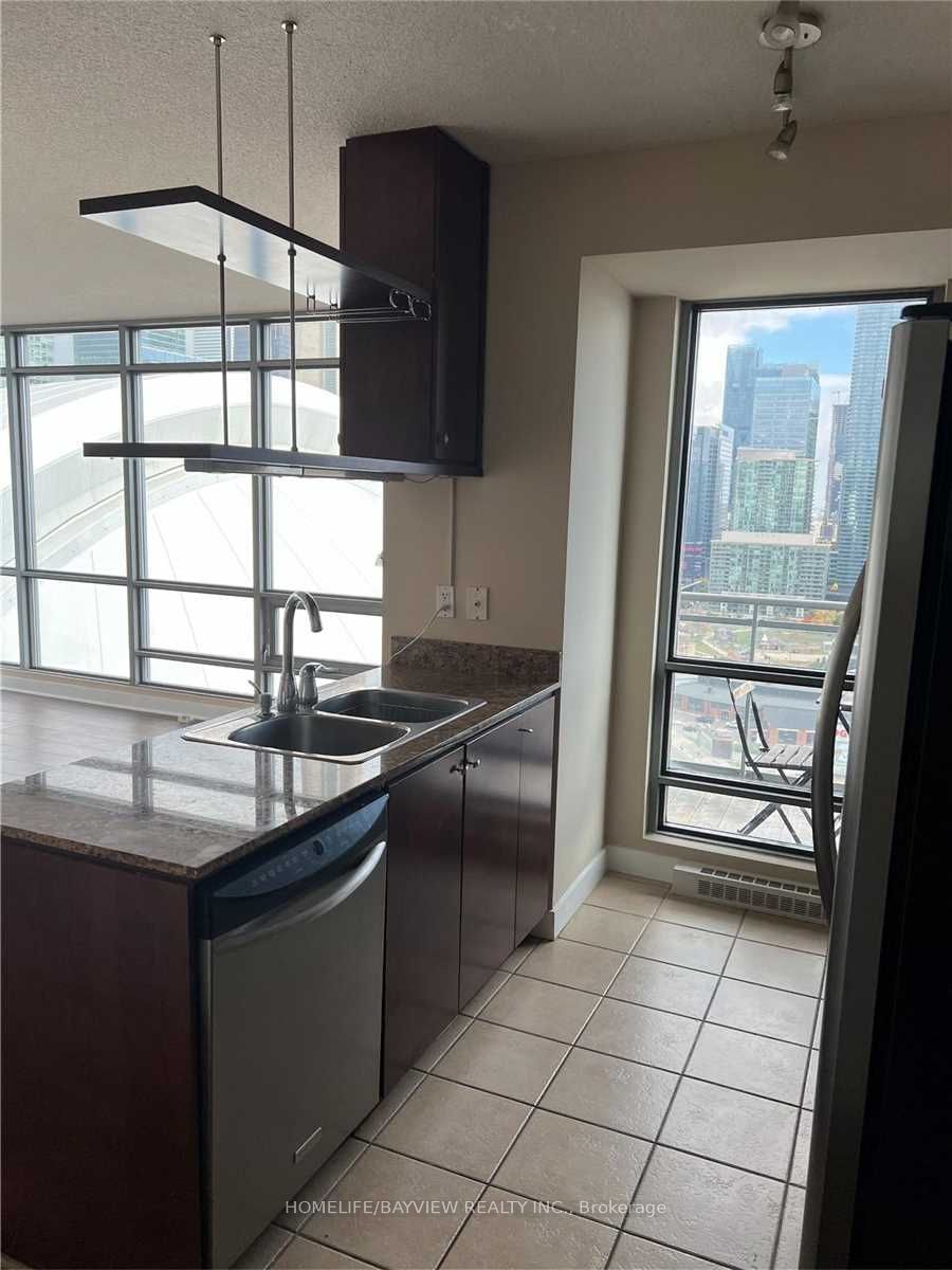 5 Mariner Terr, unit 2810 for rent