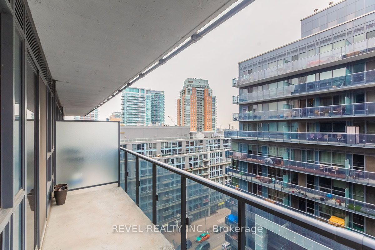 1030 King St W, unit 1115 for sale