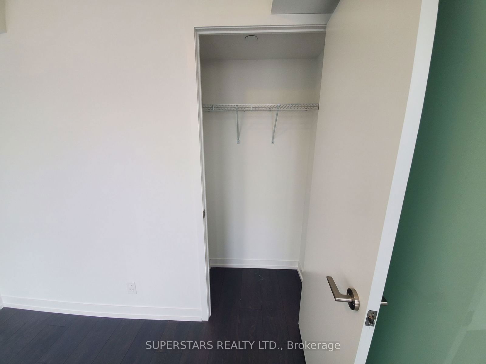 60 Shuter St, unit 1708 for rent