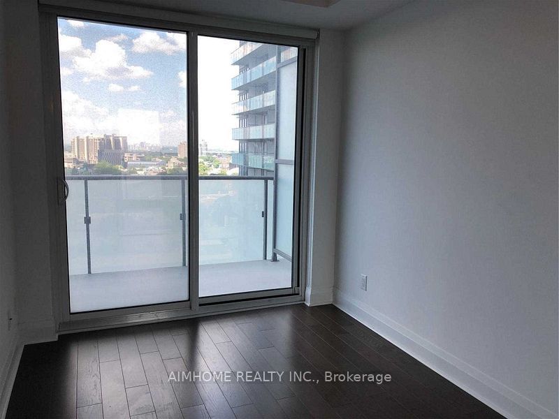 1080 Bay St, unit 2804 for rent