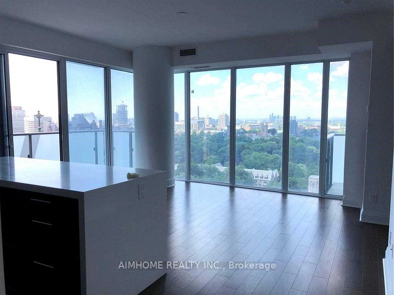 1080 Bay St, unit 2804 for rent