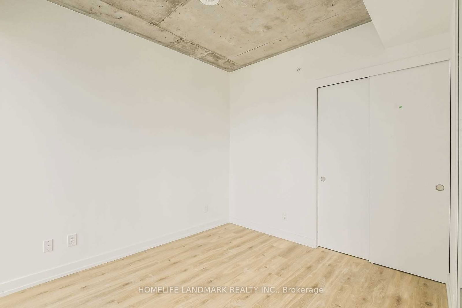 161 Roehampton Ave, unit 1005 for rent