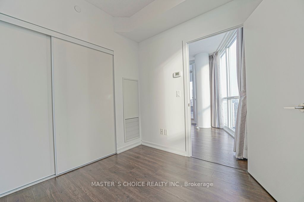 50 Forest Manor Rd, unit 1910 for rent