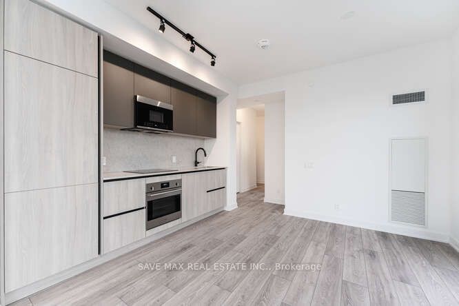 108 Peter St, unit 1620 for rent