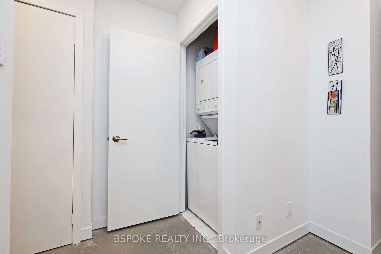 127 Queen St E, unit 1103 for rent