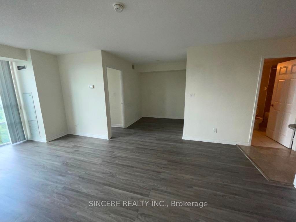 35 Hollywood Ave, unit 1922 for rent