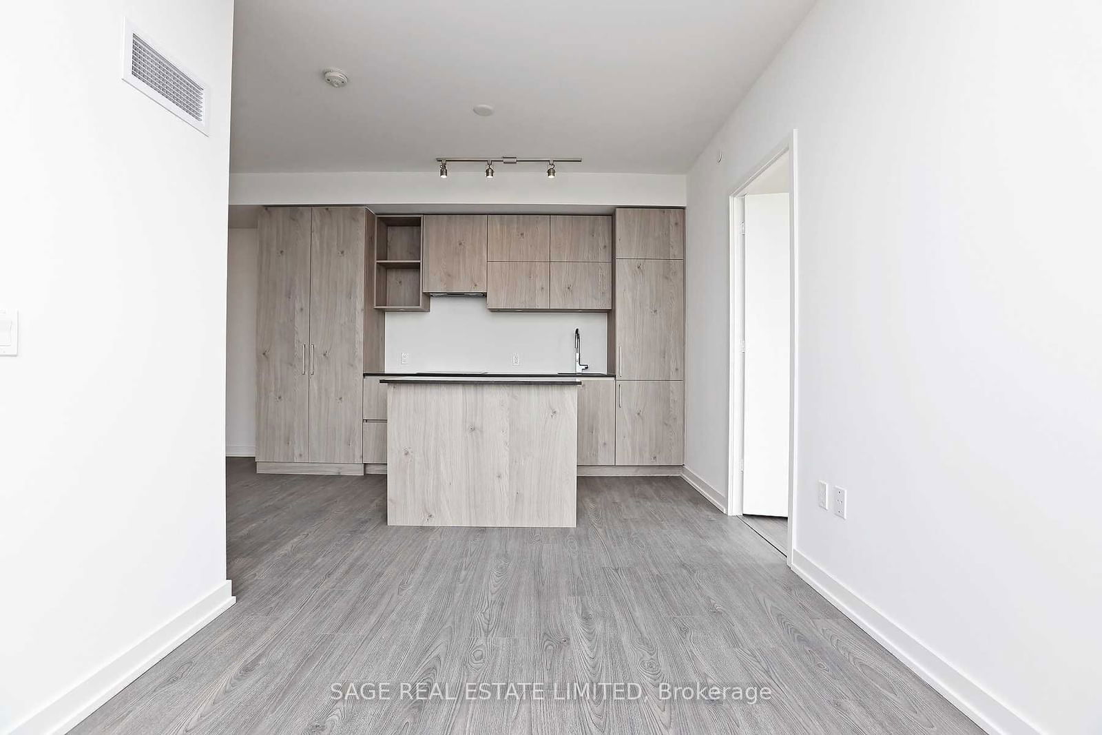 1 Yorkville Ave, unit 3802 for rent