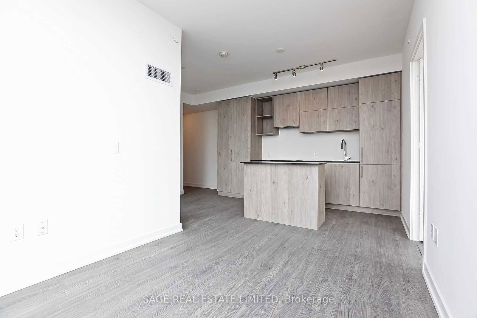 1 Yorkville Ave, unit 3802 for rent