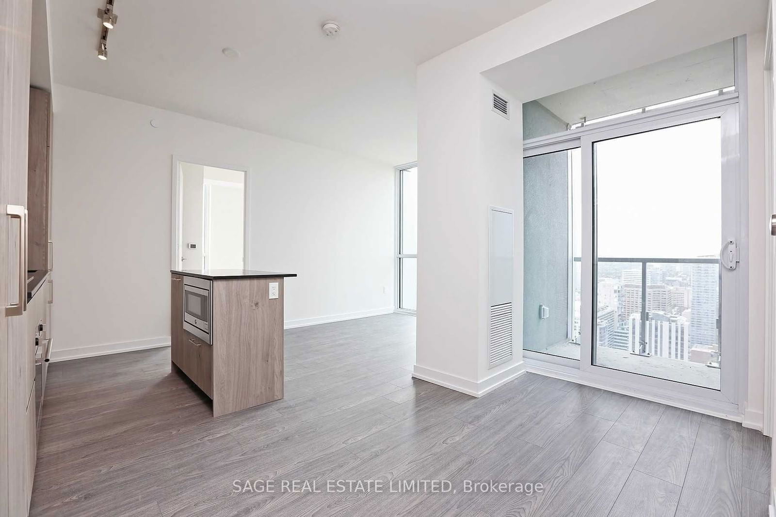 1 Yorkville Ave, unit 3802 for rent