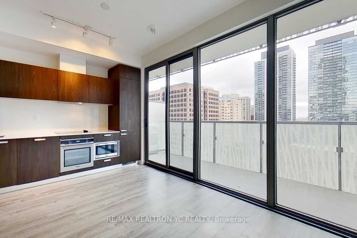 50 Charles Ave E, unit 1402 for rent