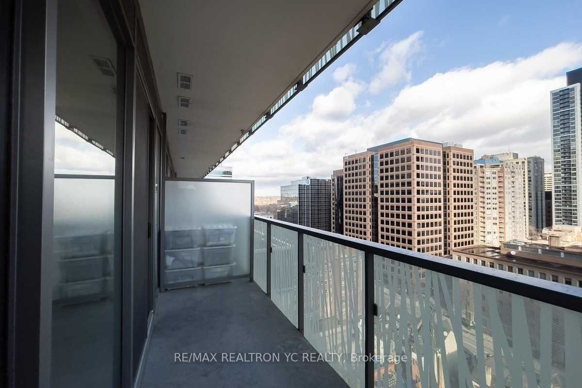 50 Charles Ave E, unit 1402 for rent