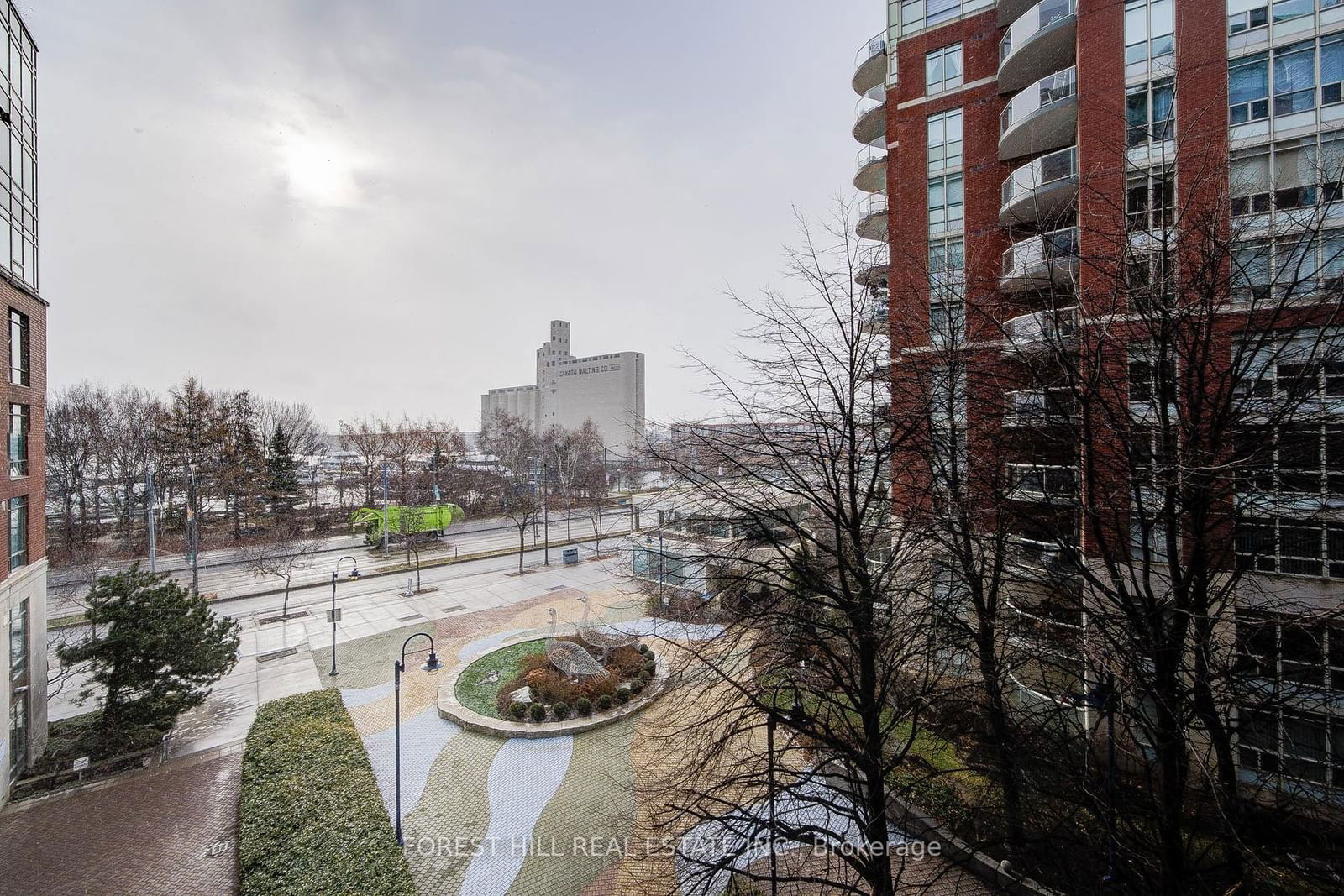 500 Queens Quay W, unit 409W for rent