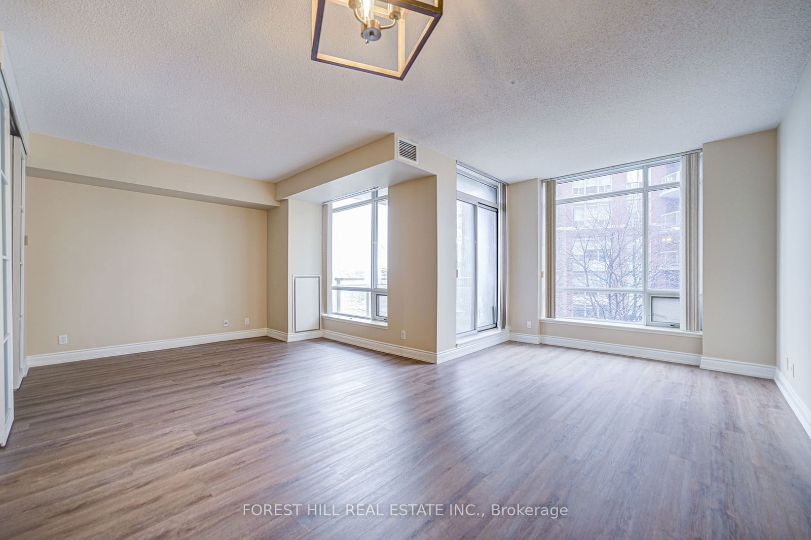 500 Queens Quay W, unit 409W for rent